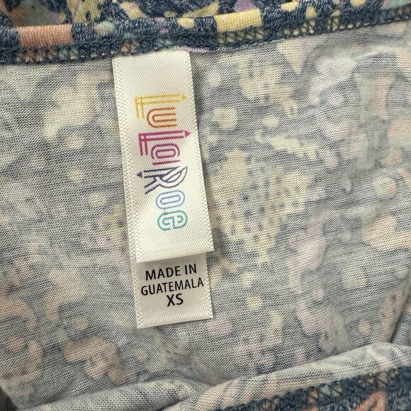 LuLaRoe Top Shirt Womens XS Pastel Multicolor Perfect Tee Casual Oversized - Picture 4 of 10